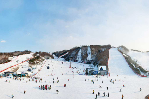 桃花沖滑雪世界